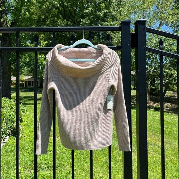 Anthropologie Shimmer Off the Shoulder Cashmere Sweater NWT - Picture 2 of 8